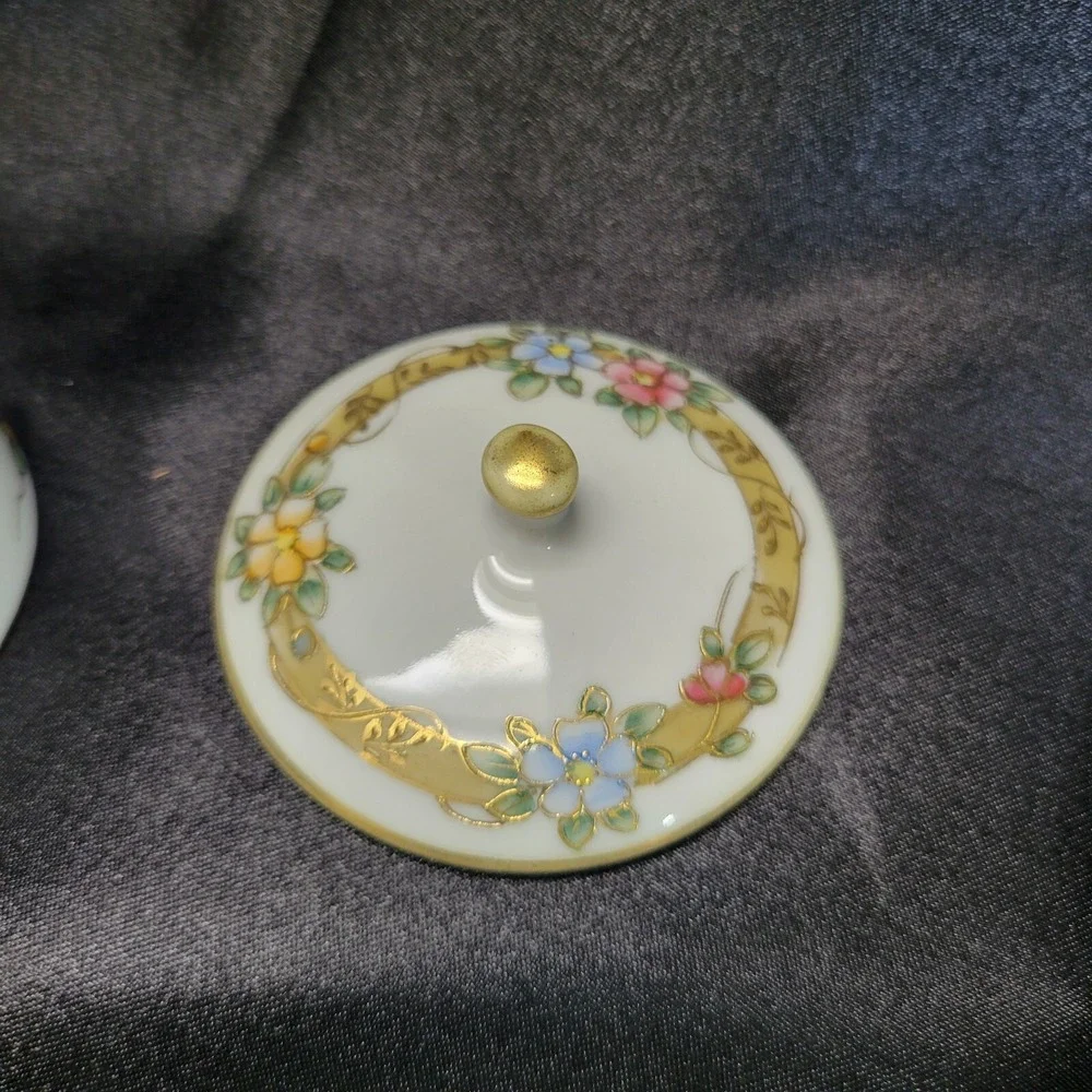 Hand Painted Nippon Round Floral Pedestal Powder Trinket Box Gold Trimmed